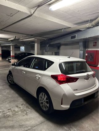 Toyota Auris 2015 1.6