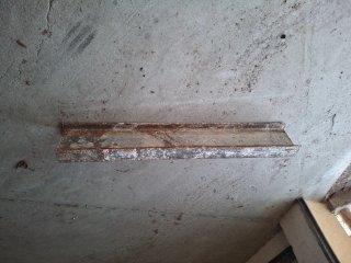 Viga de acero I