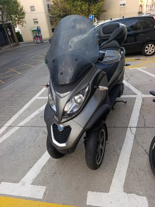 Piaggio MP3 500 gris