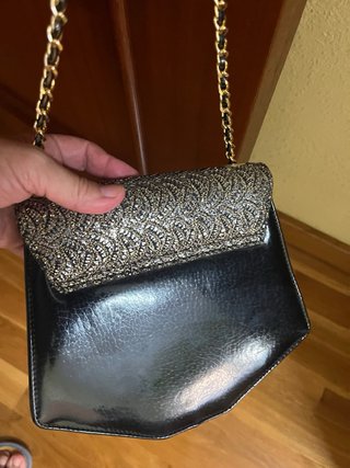 Bolso de fiesta negro y plateado