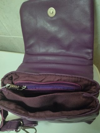 Bolso pequeño acolchado granate