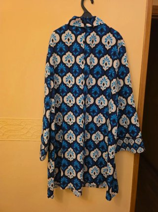 Vestido azul y blanco