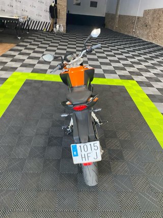 KTM Duke 125 Naranja/Negra