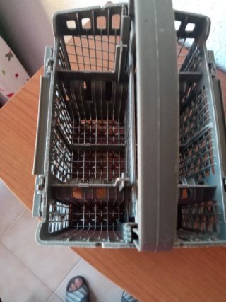 Cestita para lavavajillas gris