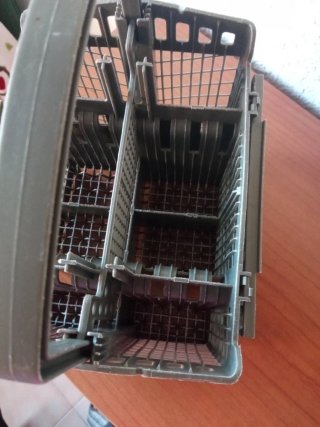 Cestita para lavavajillas gris