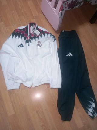 Chándal Adidas Real Madrid Talla M