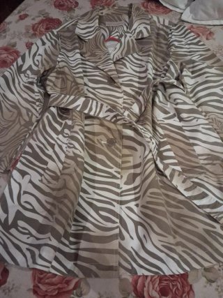 Gabardina Purificación García Animal Print