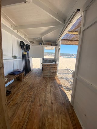 Xiringuito de playa 20m cuadrados caseta de madera