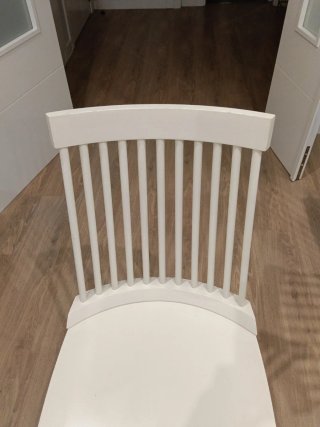 Sillas de comedor de madera lacadas blancas