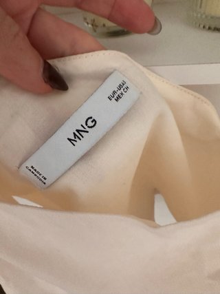 Top linho bege Mango