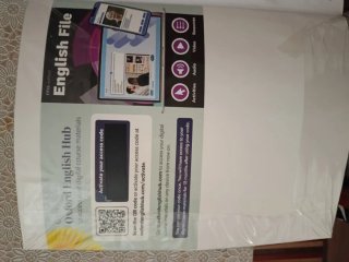 Libro de Inglish file A1.  ISBN.978-0-19-414812-2