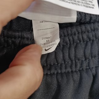 Pantalón chándal Nike Negro con defectos