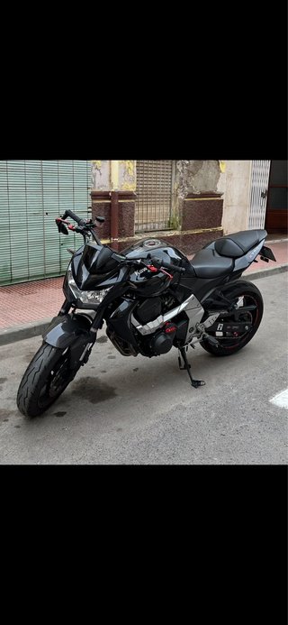 Kawasaki Z750 2009 32.000Km