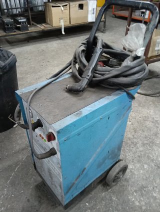 Cortadora de Plasma para Chapa, funciona perfecto