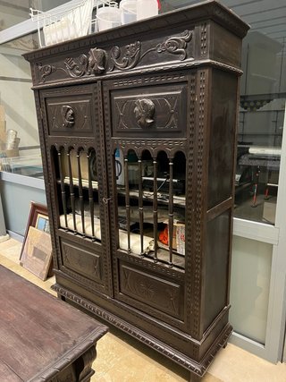 Escritorio antiguo madera nogal y cuero