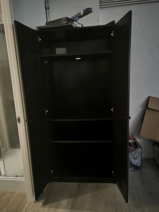 Armario puertas batientes Ikea negro