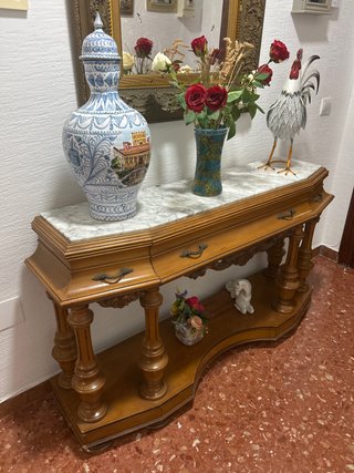 Mesa recibidor madera caoba mármol