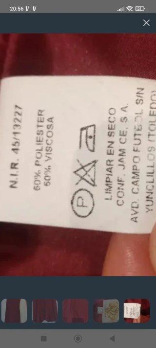Traje de chaqueta granate mujer