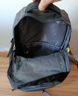 Mochila Negra Impermeable 40 Litros Nueva