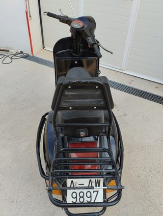Vespa 200 Iris Negra
