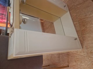 Camerino o mueble baño madera y cristal