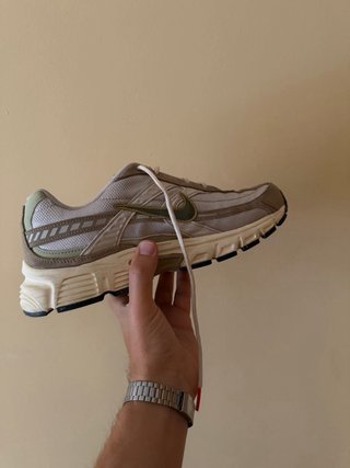 Nike Initiator Beige/Gris