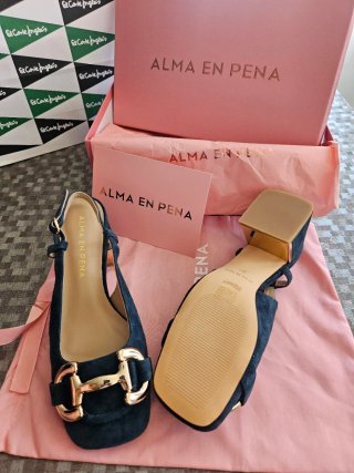 Zapatos Alma en Pena Talla 37 Azul y Dorado