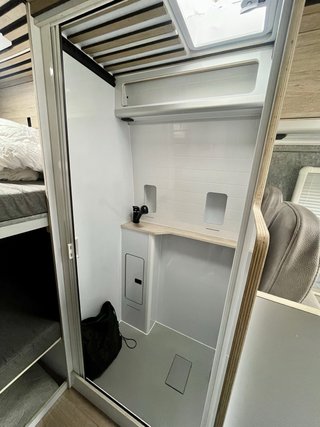 Mercedes Sprinter 316 CDI Camper Familiar L2H2 201
