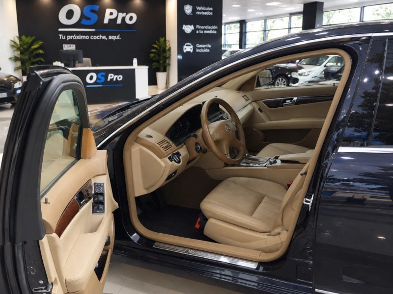 Mercedes-Benz Clase C 2007, foto 7