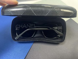 Gafas de sol Chanel Cat-Eye Negras