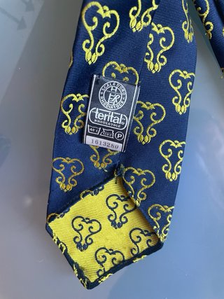 Cravatta blu con fantasia oro ’60
