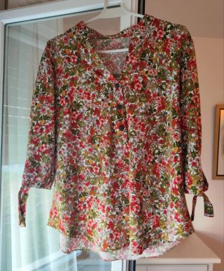 Lote 2 Camisas Estampadas Flores