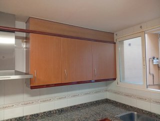 Mueble de cocina madera y piedra