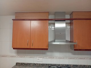 Mueble de cocina madera y piedra