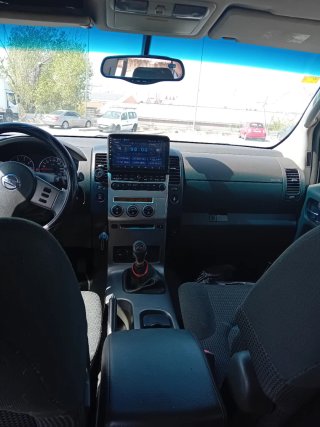 Nissan Pathfinder 2005