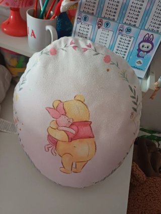 Lote de 10 peluches Por separado 5 y 3 euros.
