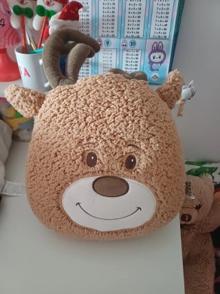 Lote de 10 peluches Por separado 5 y 3 euros.