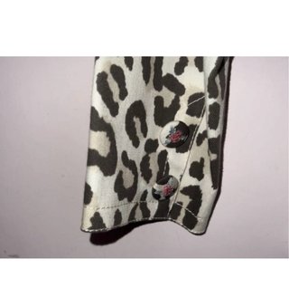 Tailleur giacca taglia 42 veste poco pantalone 40