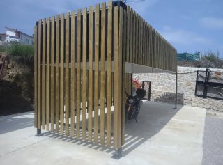 Pérgola / Terraza móvil de madera