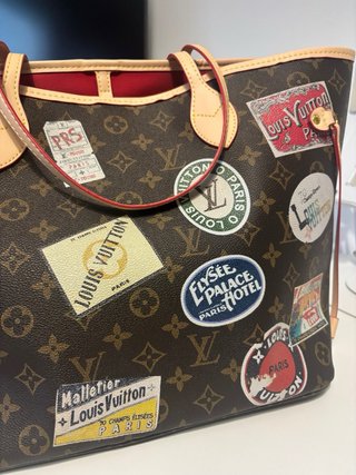 Neverfull Edición Sellos