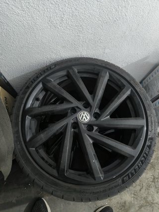 Llantas 19” SPIELBERG Golf R 7.5 Originales
