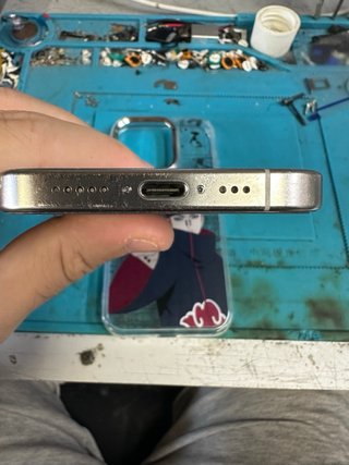 iPhone 15 Pro Grigio Titanio