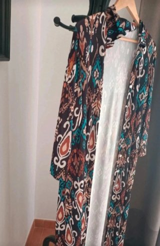 Vestido camisero estampado largo