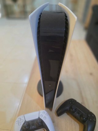 PlayStation 5 Digital + 2 Mandos (Uno impecable)