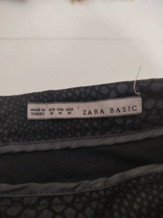 Falda Zara efecto piel animal print