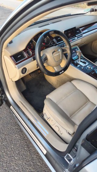 Audi A8 2009