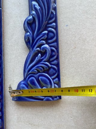 Cenefa vintage azul cerámica decorada