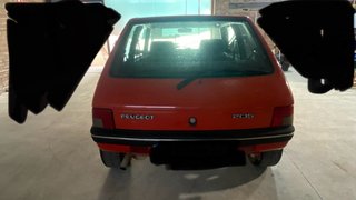 Peugeot 205  1996