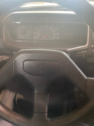 Peugeot 205  1996