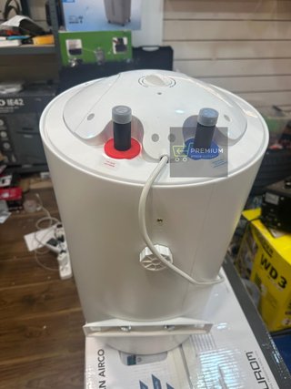 Svan Termo Eléctrico Vertical 30 L ST3001S